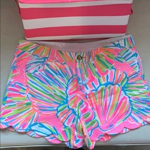 Lilly Pulitzer Buttercup Scalloped Shorts 12